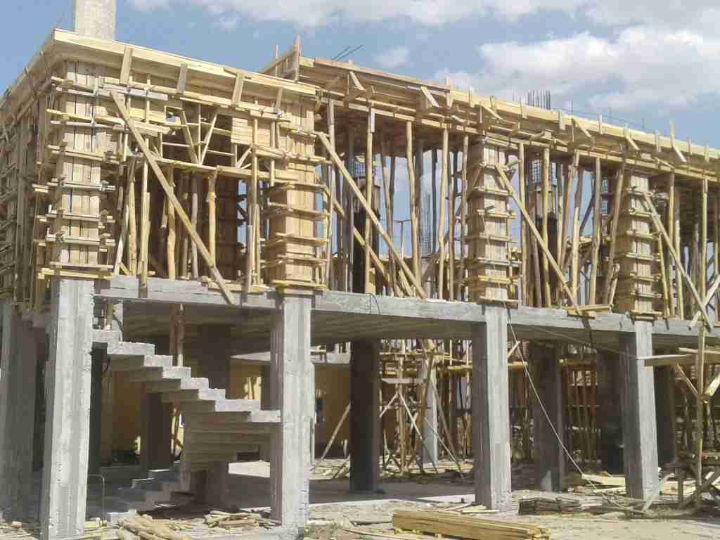 Alaçatı İnşaat Kalıpçısı